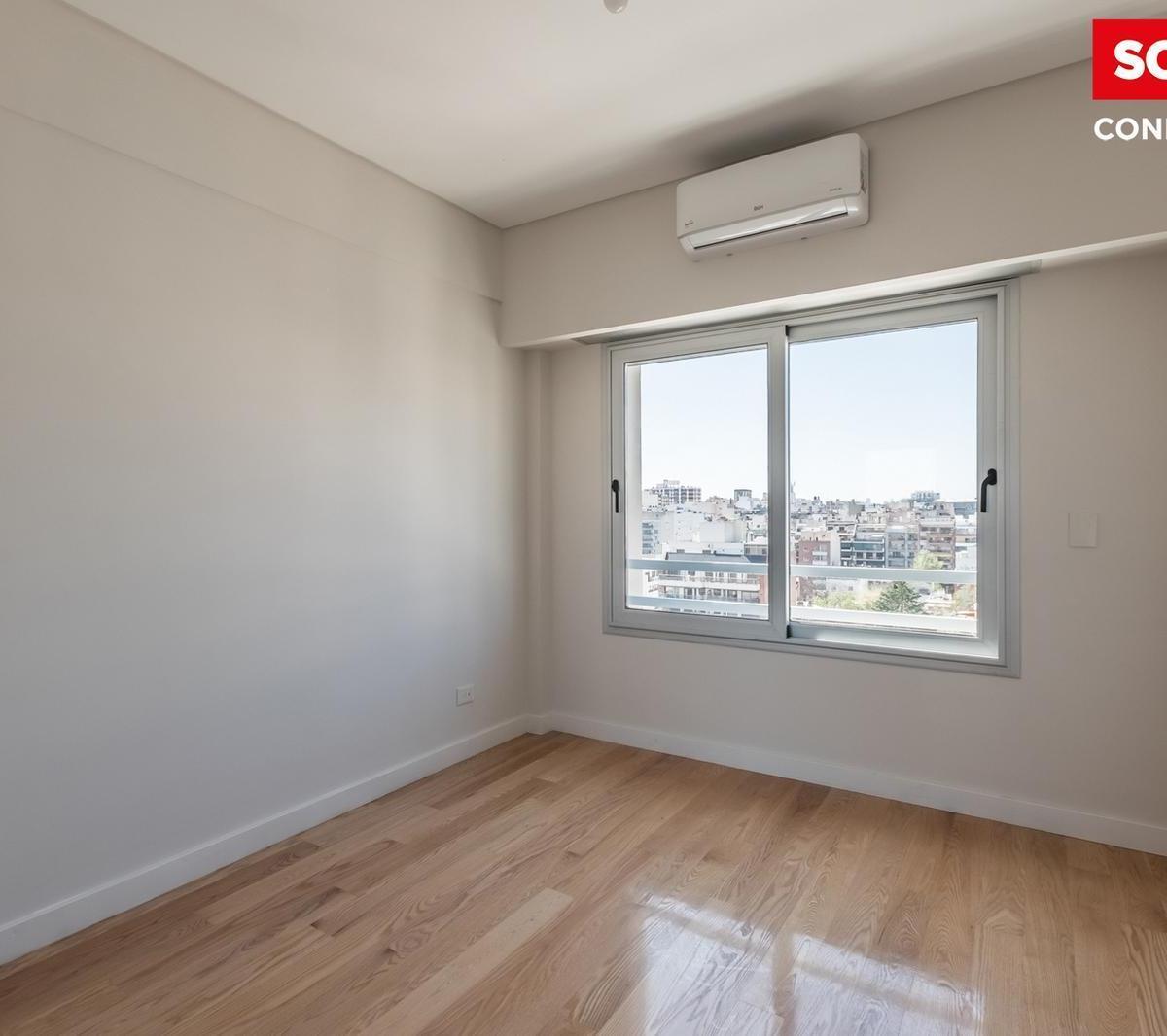 Departamento en Venta de 4 Ambientes en Caballito con Balcón y Patio. Excelente Construcción. 1