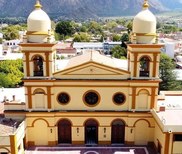 Venta de Terreno Comercial en Principal Esquina de Cafayate, Salta 3