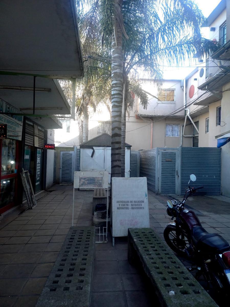 Complejo de Departamento y Locales en Williams Morris. 4