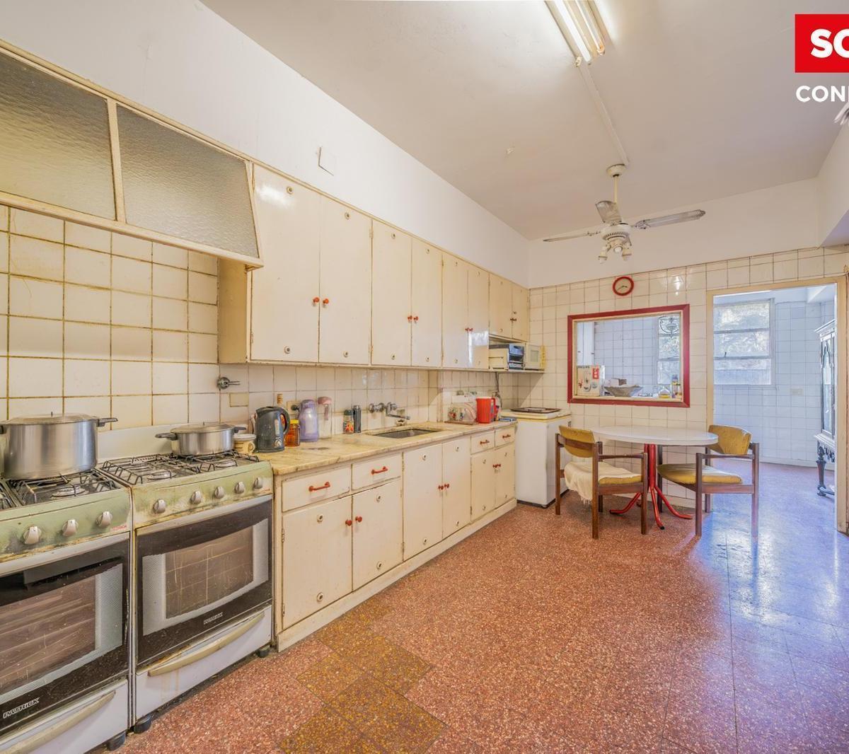 Departamento 4 Dorm. a Reciclar - en Venta - Retiro 5