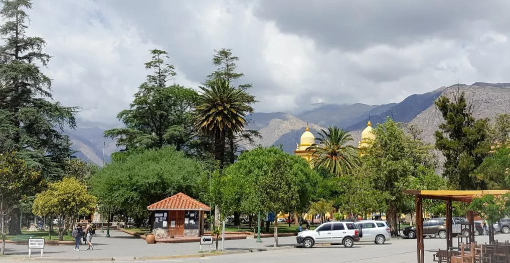 Terreno en Venta en Cafayate 25 X 92 con 300 m² de Construcción Colonial 5