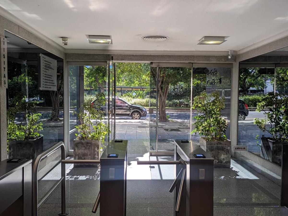 Piso de Oficina en Alquiler 1