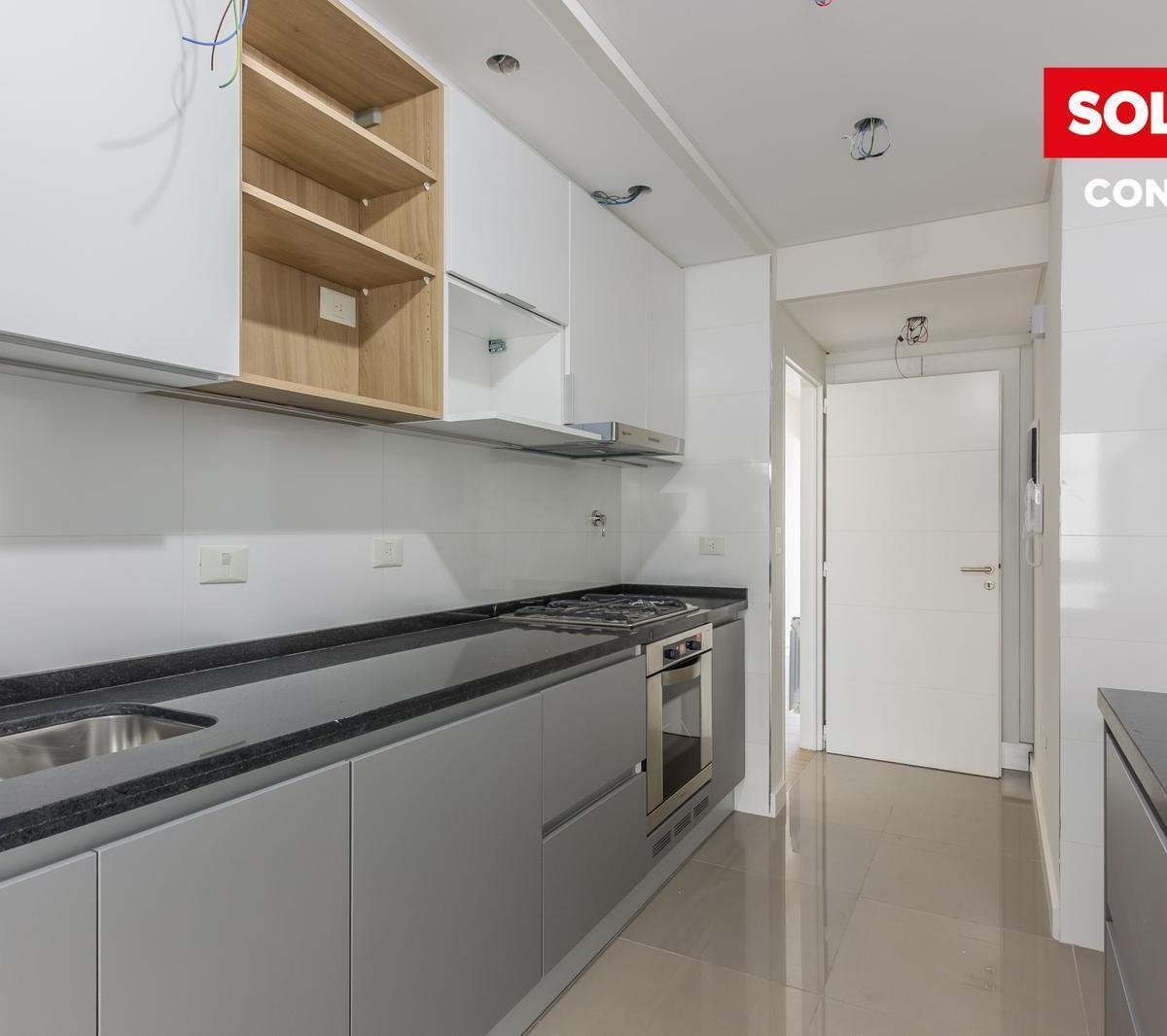 Foto de Departamento en venta de 3 ambientes con balcón piso 8 cochera, imagen 3