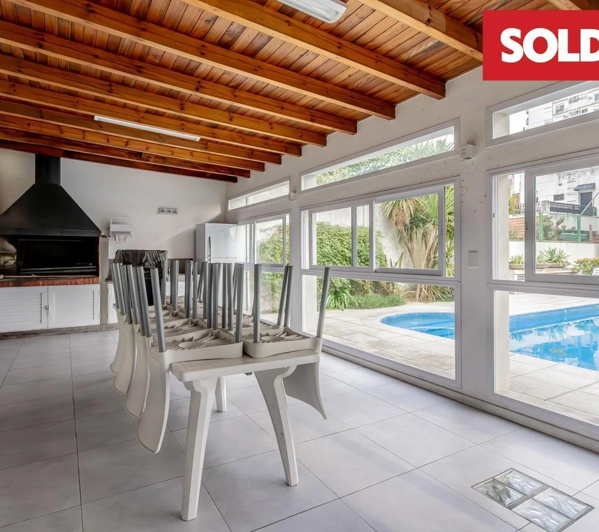 Departamento en Venta de 4 Ambientes - Coghlan 5