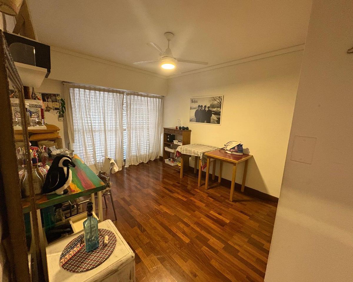 Casa 2 Plantas con Patio en Venta - 4 Ambientes - San Cristobal 4