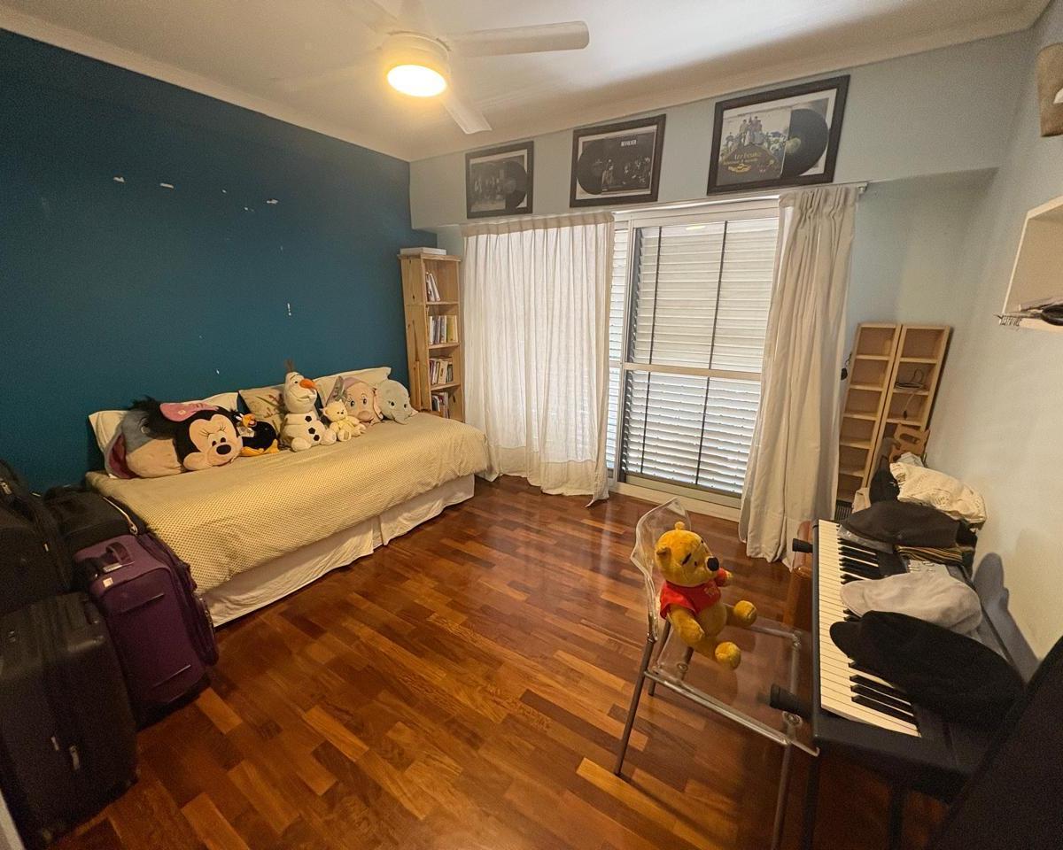 Casa 2 plantas con Patio en Venta - 4 ambientes - San Cristobal