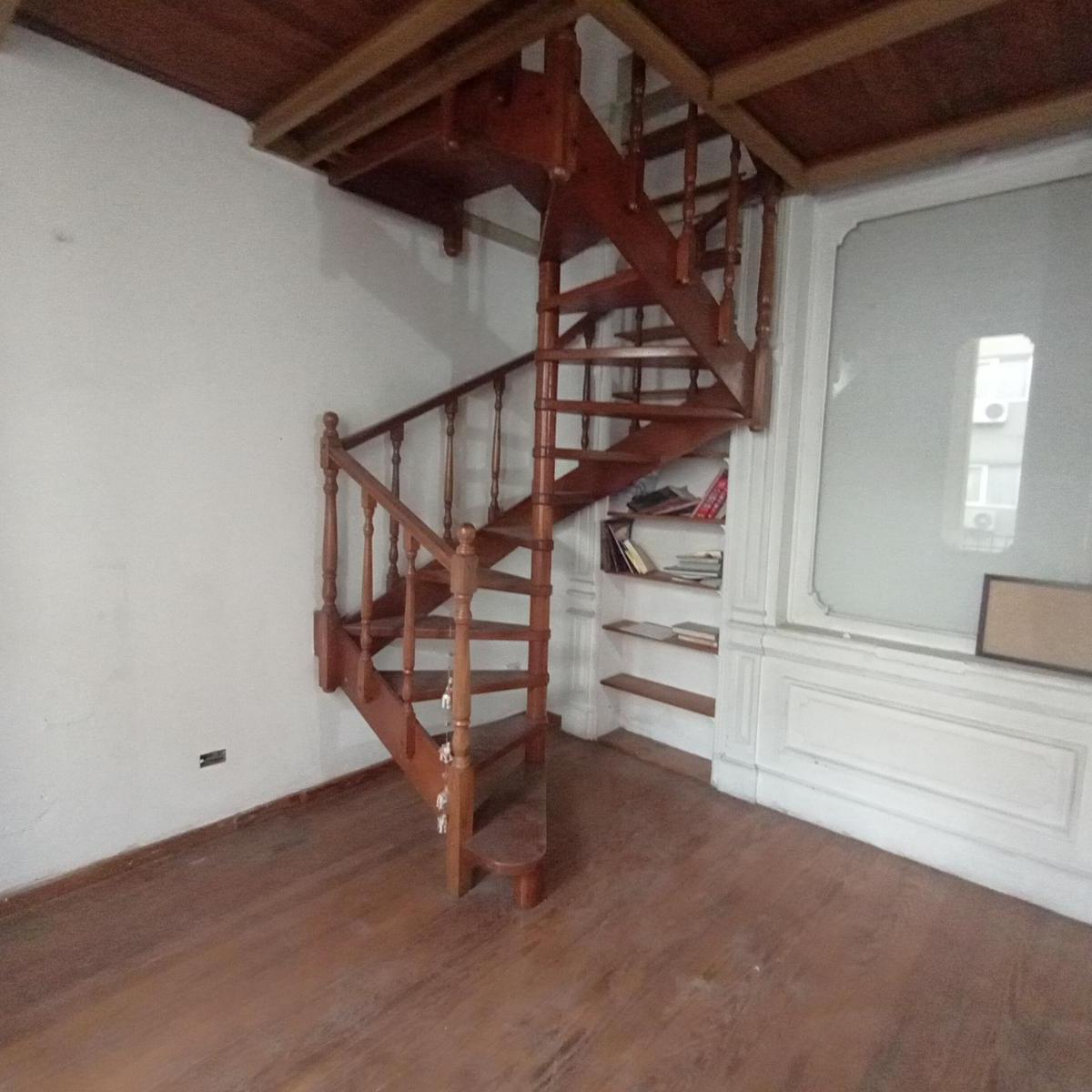 Edificio en Block de 2 Plantas - Tipo PH - Petit Hotel - Varias Opciones de Uso - en Venta 1