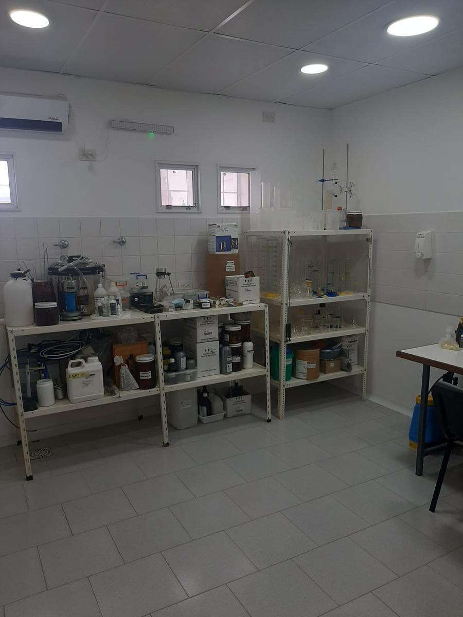 Foto de LABORATORIO VETERINARIO BARADERO - 1.700 M2 - En venta, imagen 3