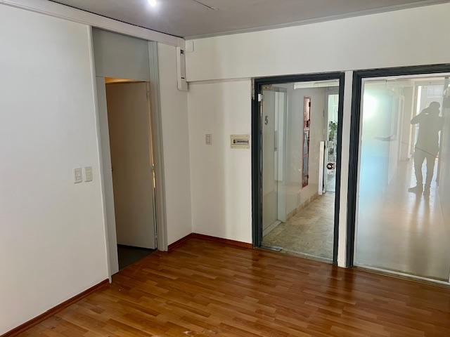 Oficina Premium en Alquiler, con Balcón y Cochera - Núñez
