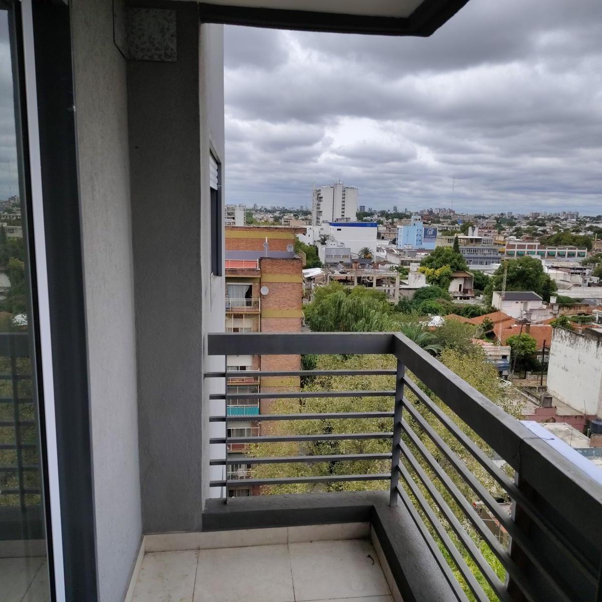 Departamento 2 Ambientes - Edificio Torre - Vista Abierta - Muy Buena Opción 5