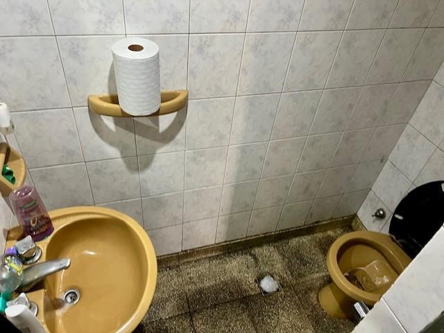 Local en Venta - Cocina Comercial - Baños - Oportunidad - 107 m² 1