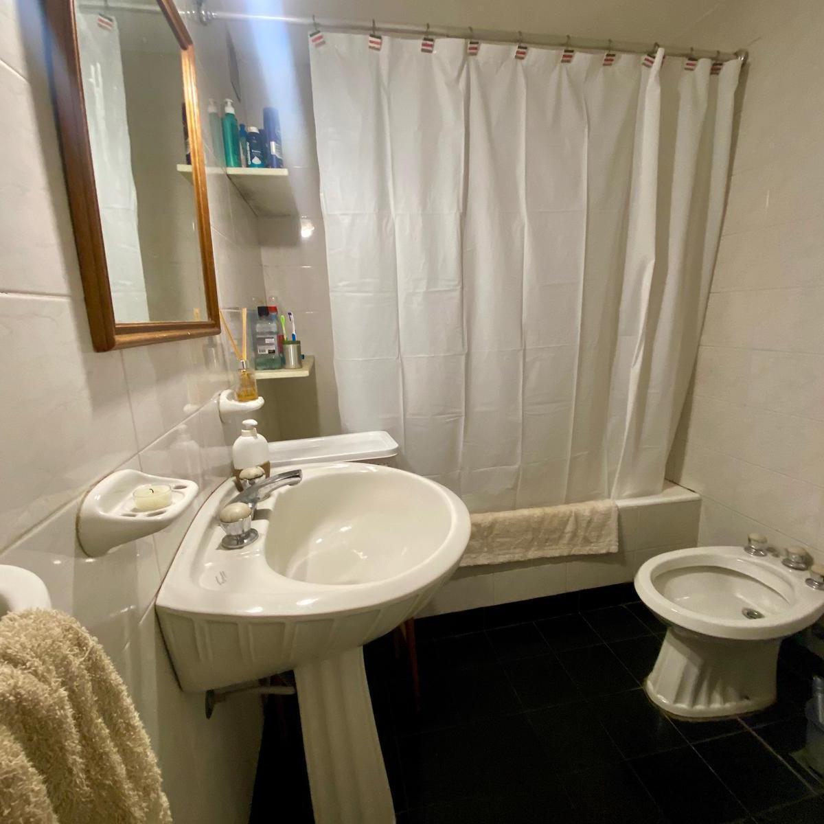 Departamento en Venta en Recoleta / Barrio Norte | 3 Amb C/dependencia | Toilette y Baños 1