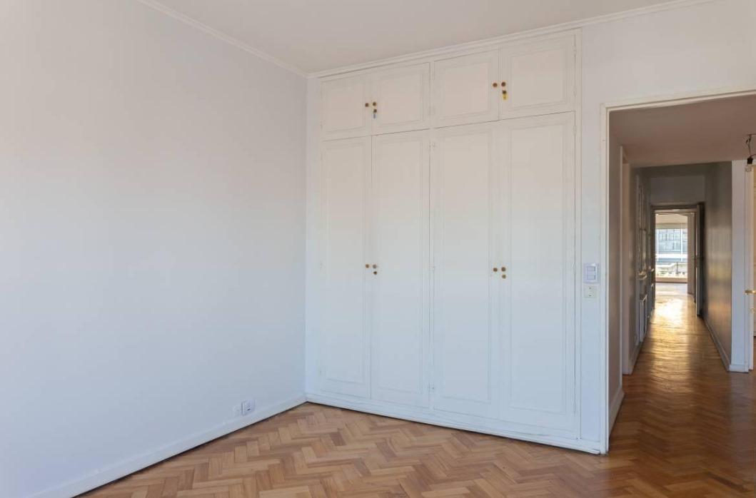 Depto en Venta. 3 Dorm. Excelentes Vistas. Cochera 4