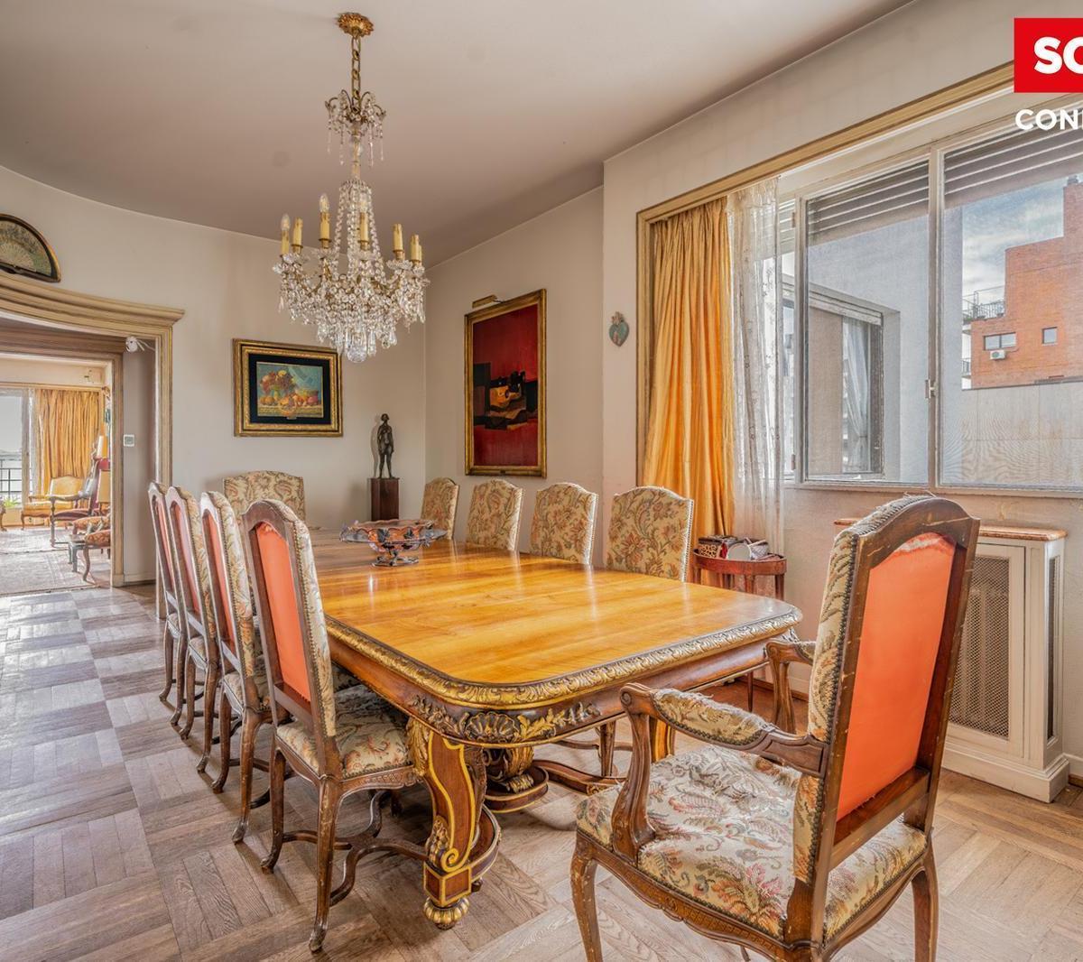 Departamento de Época con Cochera Fija en Venta - Palermo Chico 2
