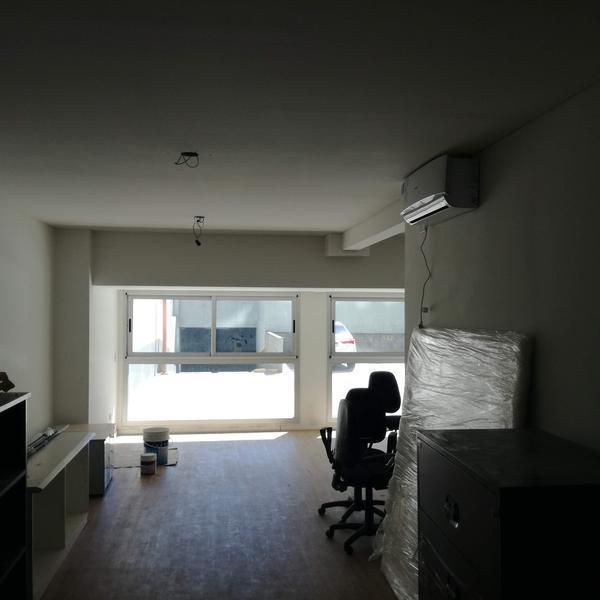 Oficina Usd1600/m² con Renta del 4% Anual Frente Al Subte - Belgrano 2