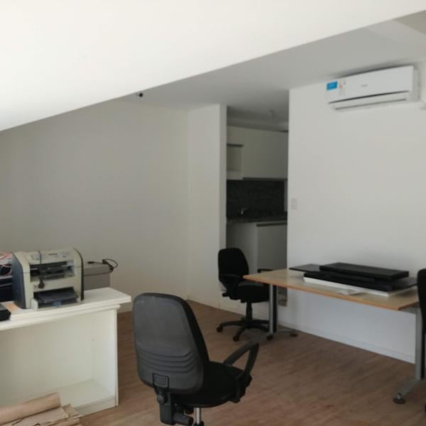Oficina Usd1600/m² con Renta del 4% Anual Frente Al Subte - Belgrano 1