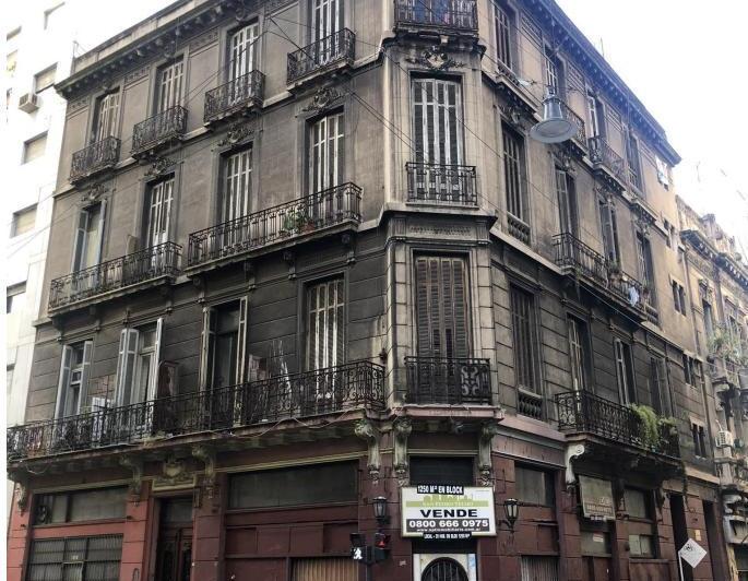 Edificio Comercial con proyecto de ampliación aprobado en Monserrat