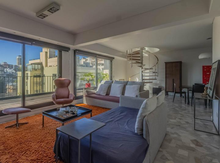 Departamento en venta con terraza, increíbles vistas. 3 dormitorios. Luminoso. Piso Alto. 2