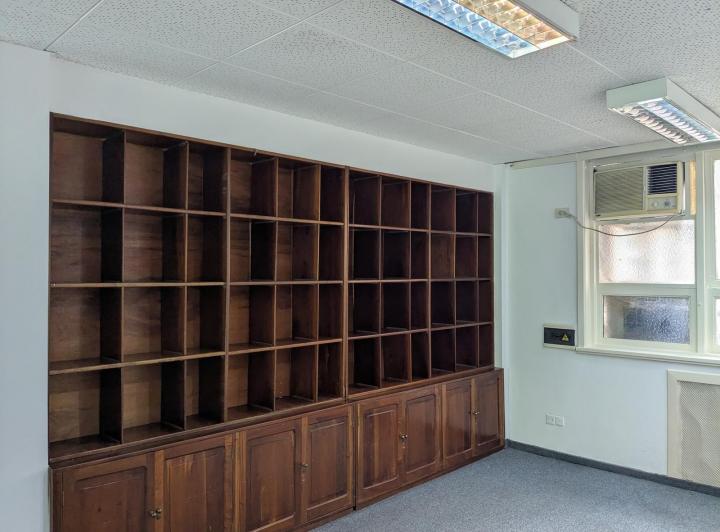 Oficina en Venta - 100m2 - Frente a la plaza - Tribunales 4