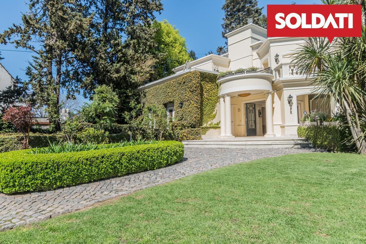 Excelente Casa de ensueño con Jardin y Pileta - Boulogne - San Isidro