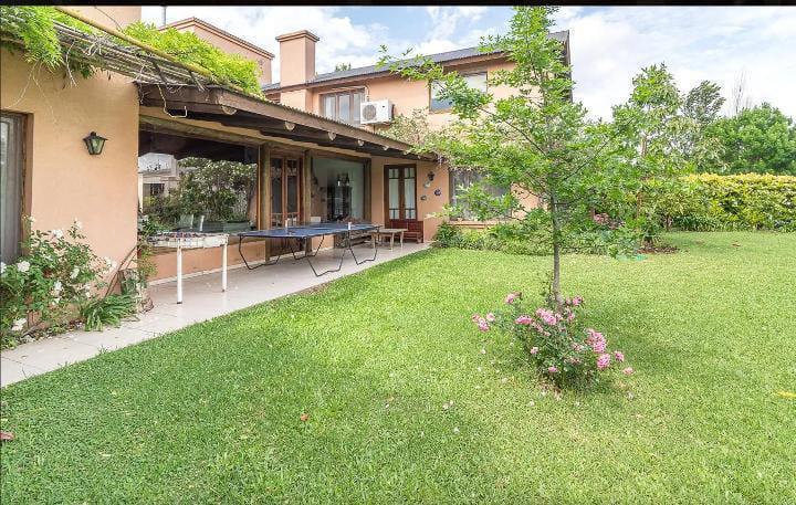 Alquiler temporal -Febrero-Casa en barrio cerrado Village, Bella Vista