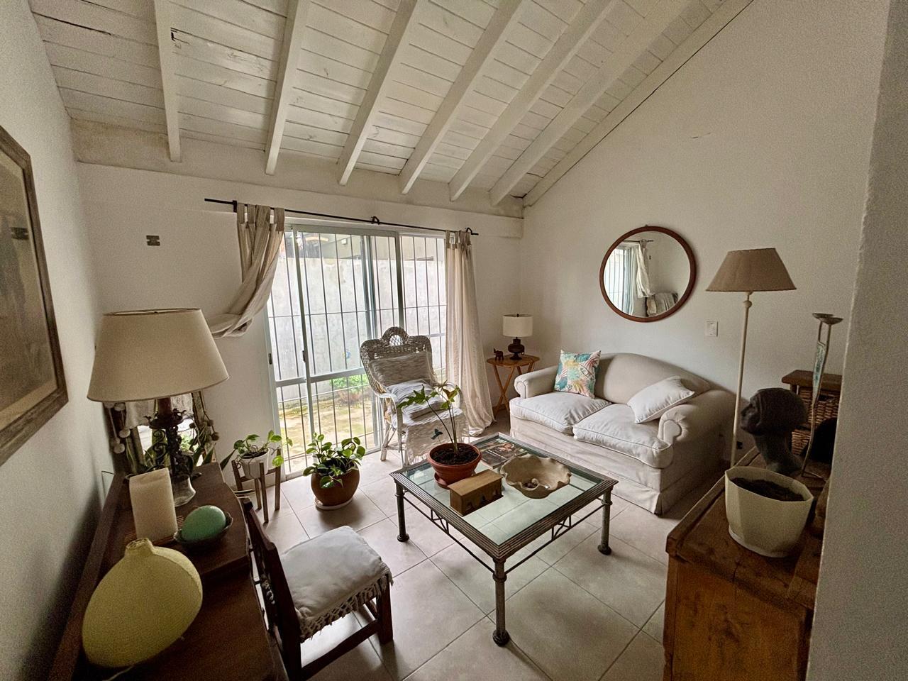 Foto de PH en Venta sobre Florentino Ameghino - Bella Vista, imagen 2