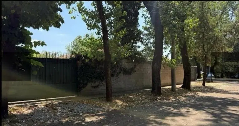 Casa de 6 dormitorios con jardín y pileta en La Horqueta - Venta 5
