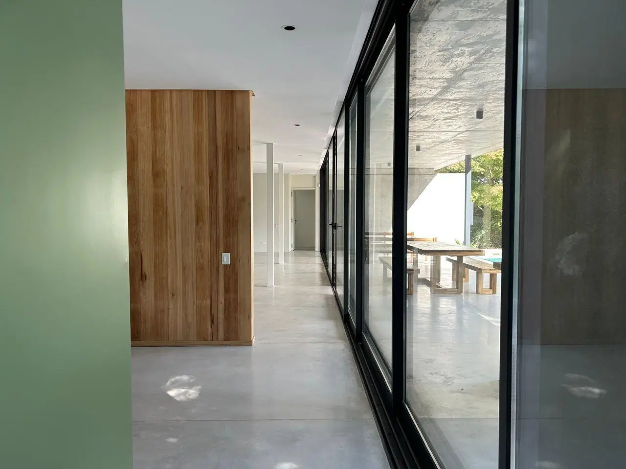 Casa en venta en Las Lomas de San Isidro. 3 dormitorios en suite. Pileta. A estrenar. 5