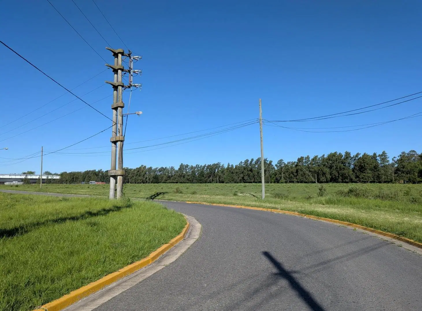 Lotes en Venta en Parque Industrial Campana 2