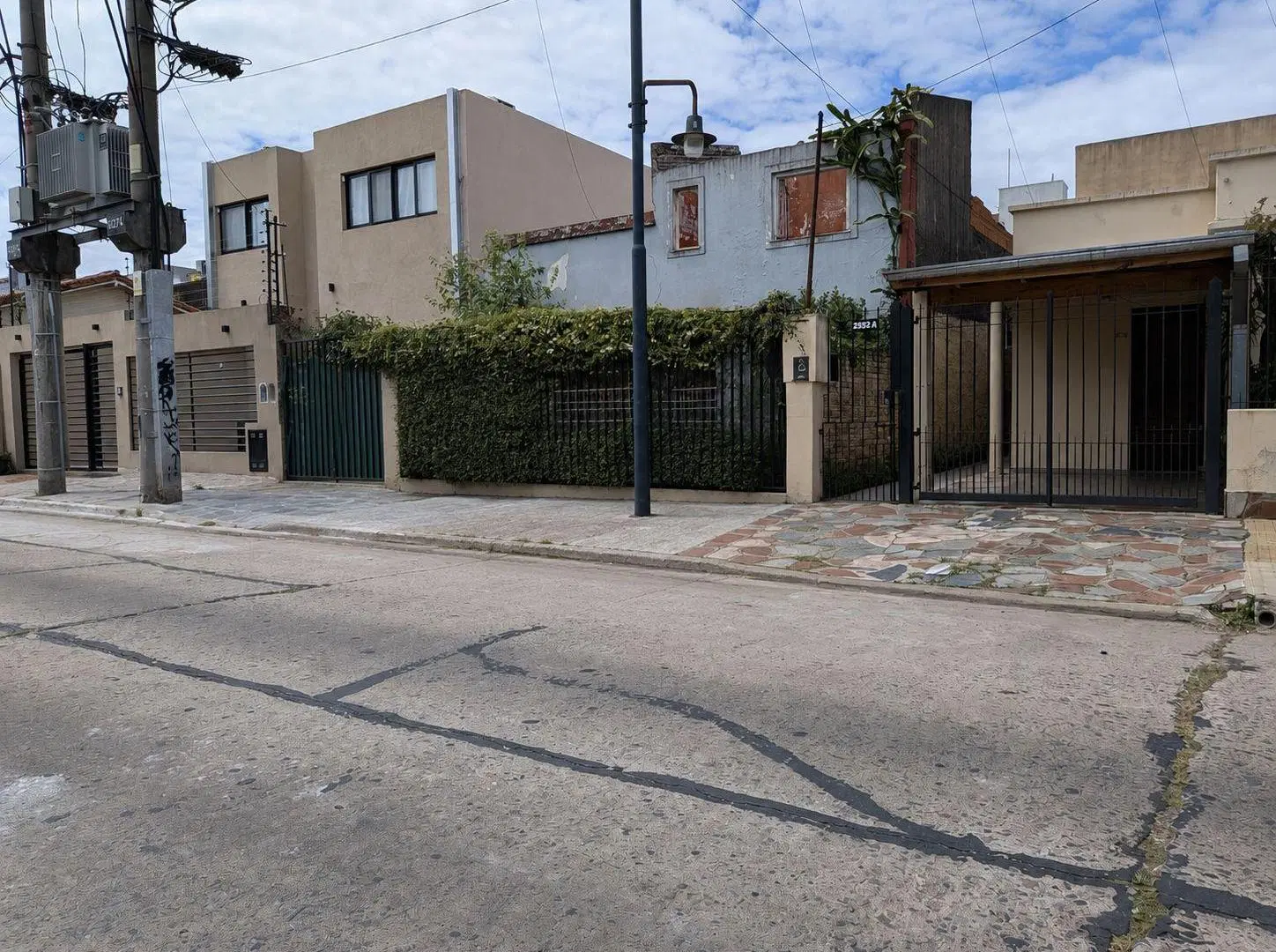 Terreno en Martinez - Entre Santa Fe y Fleming, en muy linda zona y con muy buen acceso. 3