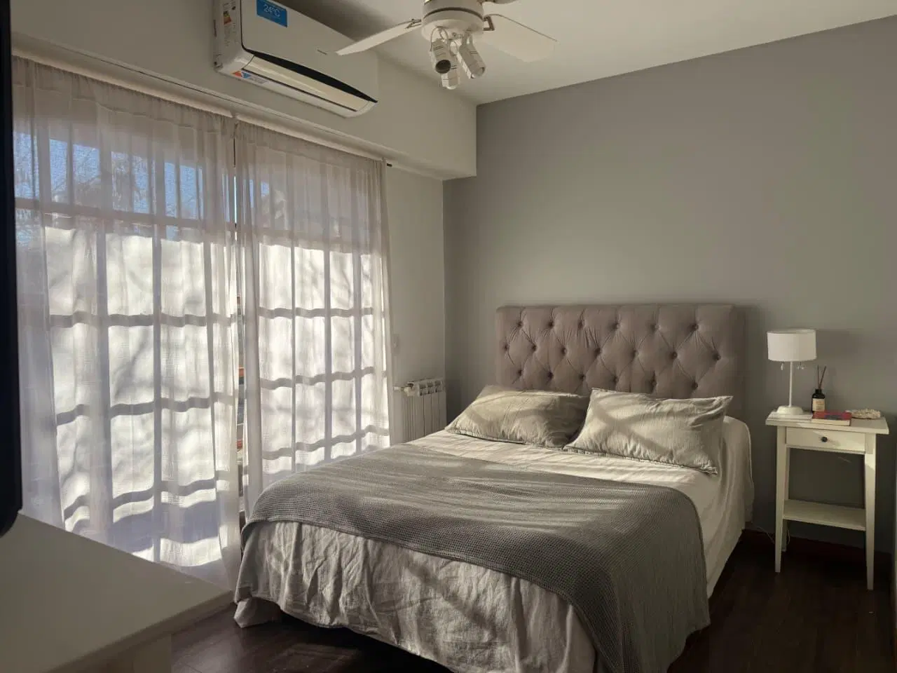 Casa en Venta de 6 Dormitorios Pileta, Jardin y Quincho - Cochera cubierta - Punta Chica - Victoria 3