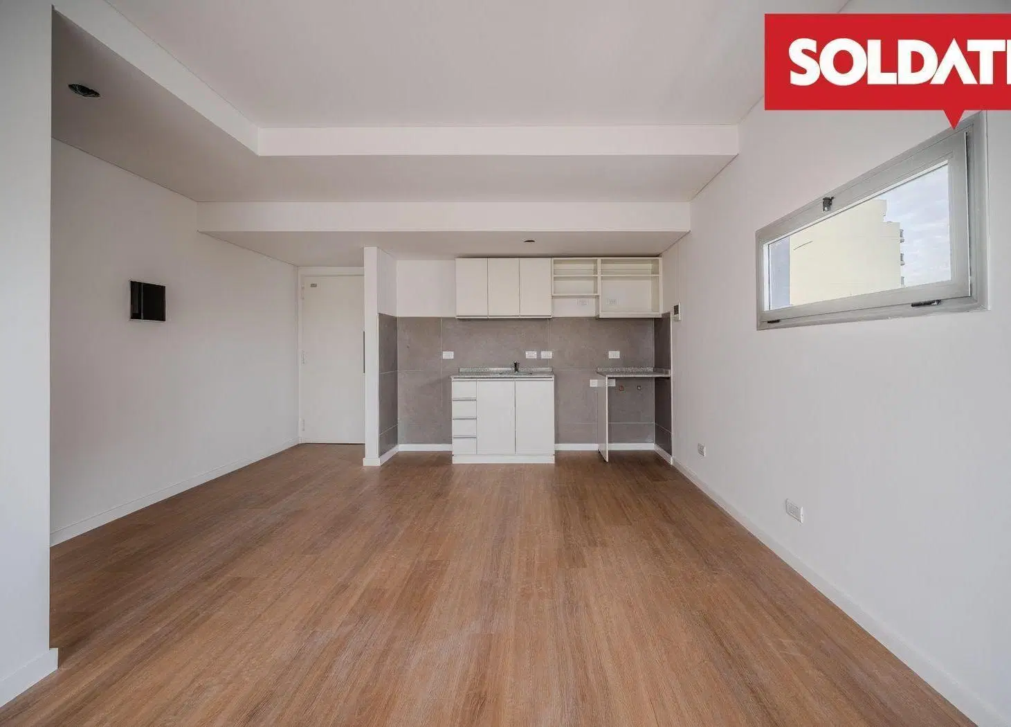 Venta departamento con vista abierta y apto crédito a metros de Plaza Irlanda 2