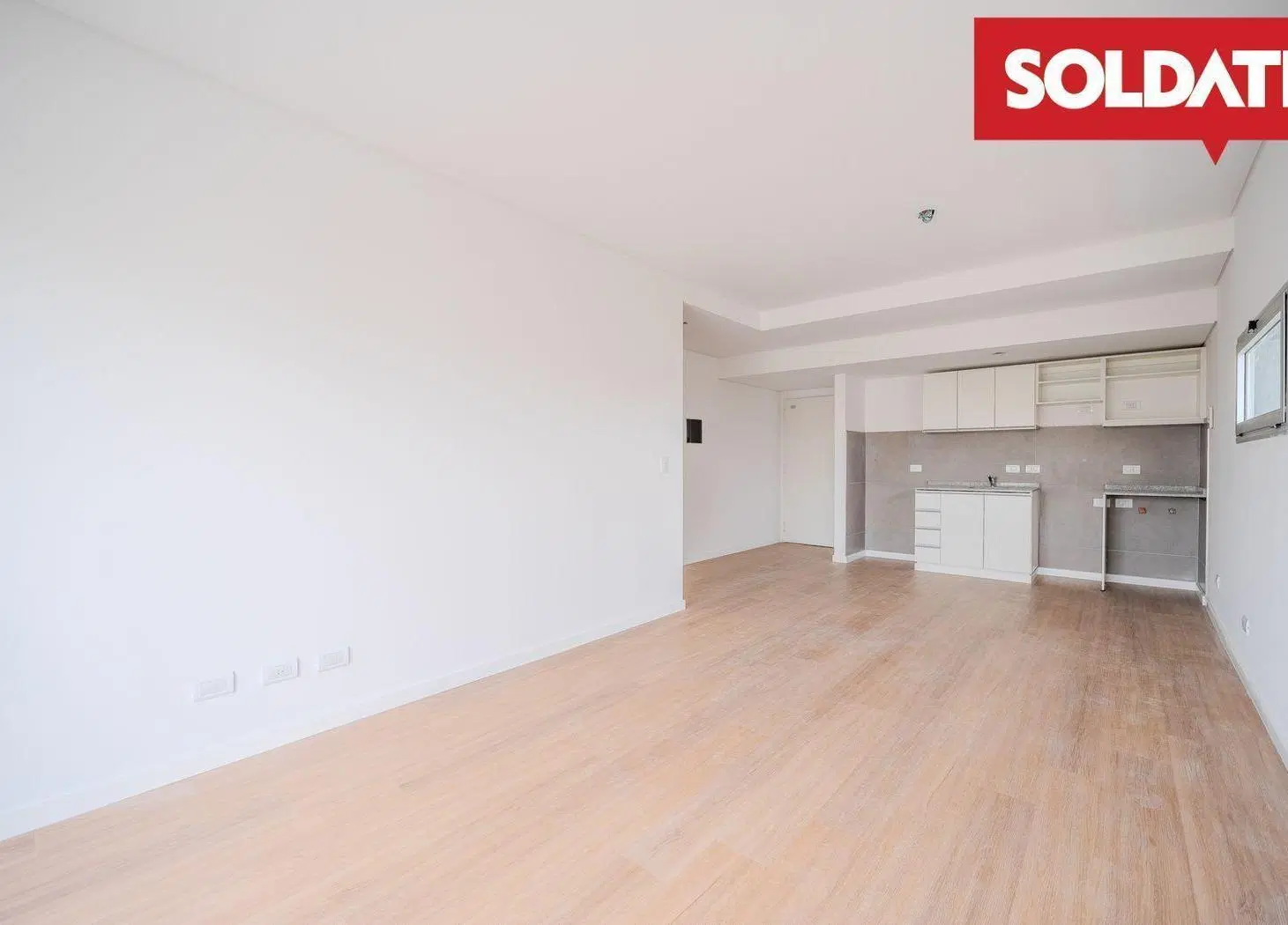 Venta departamento con vista abierta y apto crédito a metros de Plaza Irlanda 5