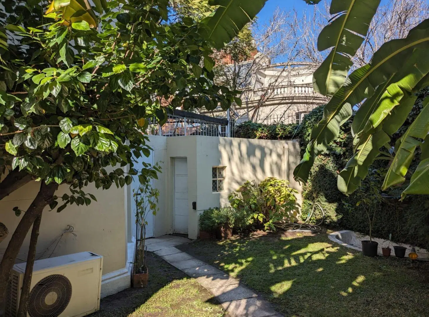 Terreno con Casa de 4 plantas Pileta y Parilla en Venta - Barrio Parque - Palermo 4