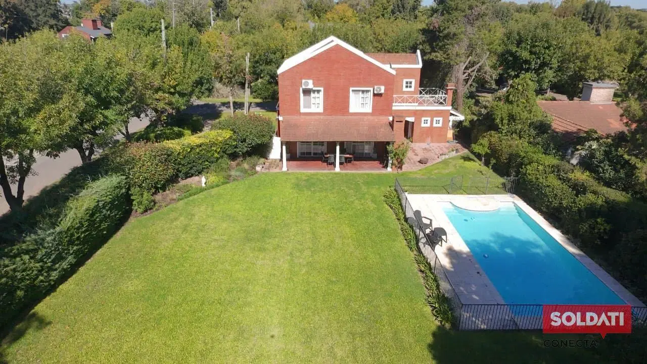 Casa en venta  con pileta - Barrio Cerrado Praderas de San Ignacio  - San Miguel 2