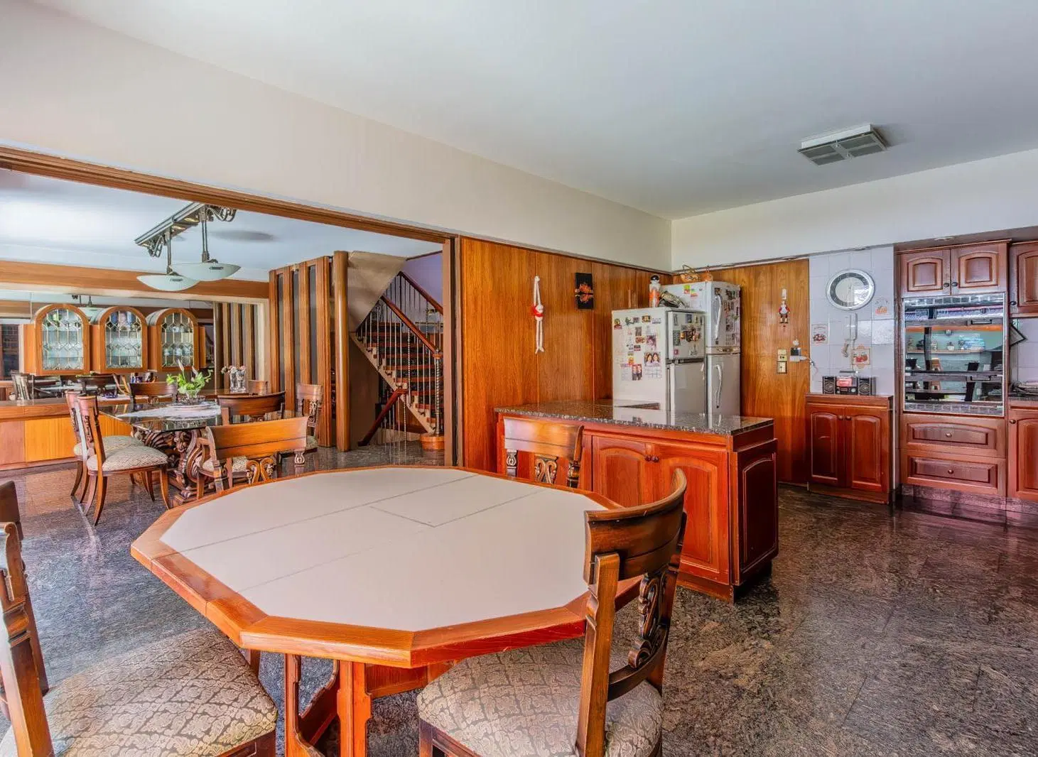 Venta Casa Flores CABA 5 Ambientes 3 dormitorios y escritorio patio quincho garage cubierto 8