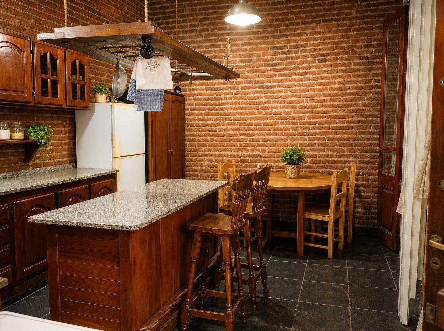 Foto de Venta Departamento amoblado en Av. Belgrano 1700. Barrio de Monserrat. Bajas expensas, imagen 4