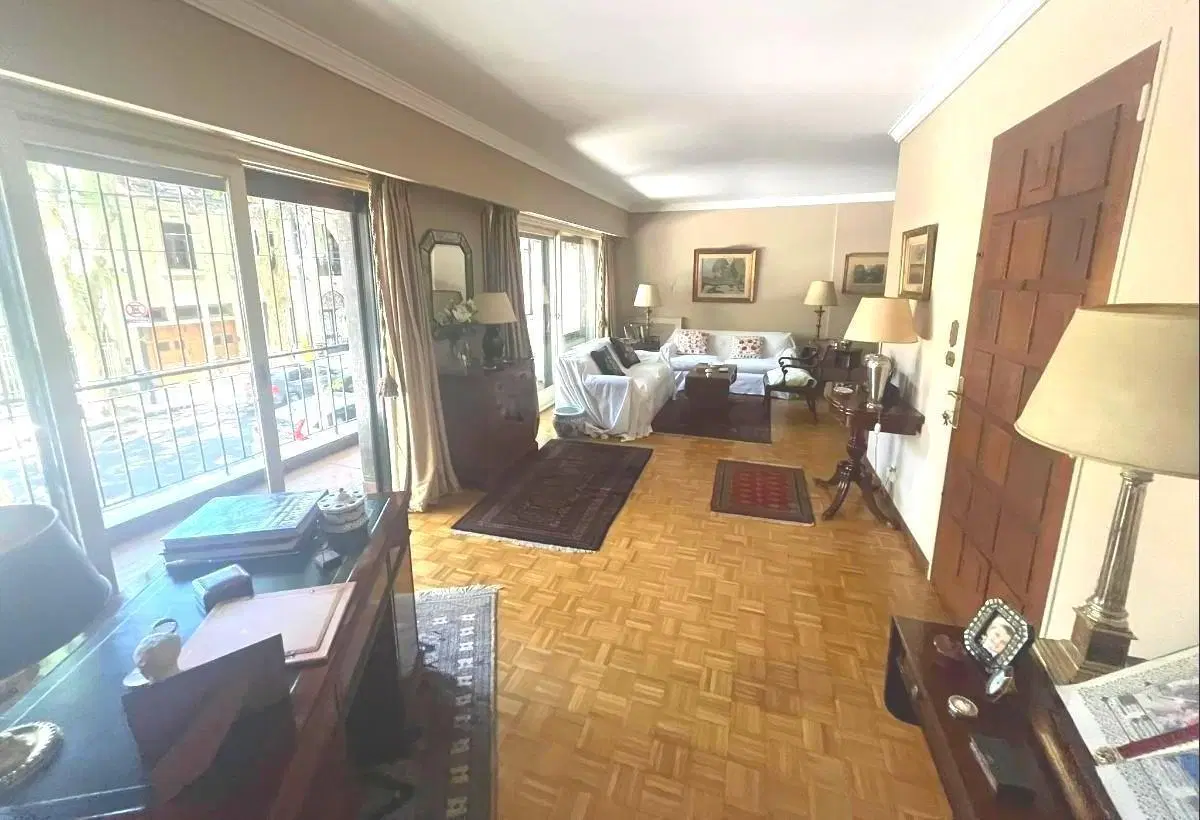 Departamento en venta en Palermo con balcon, patios y cochera 3