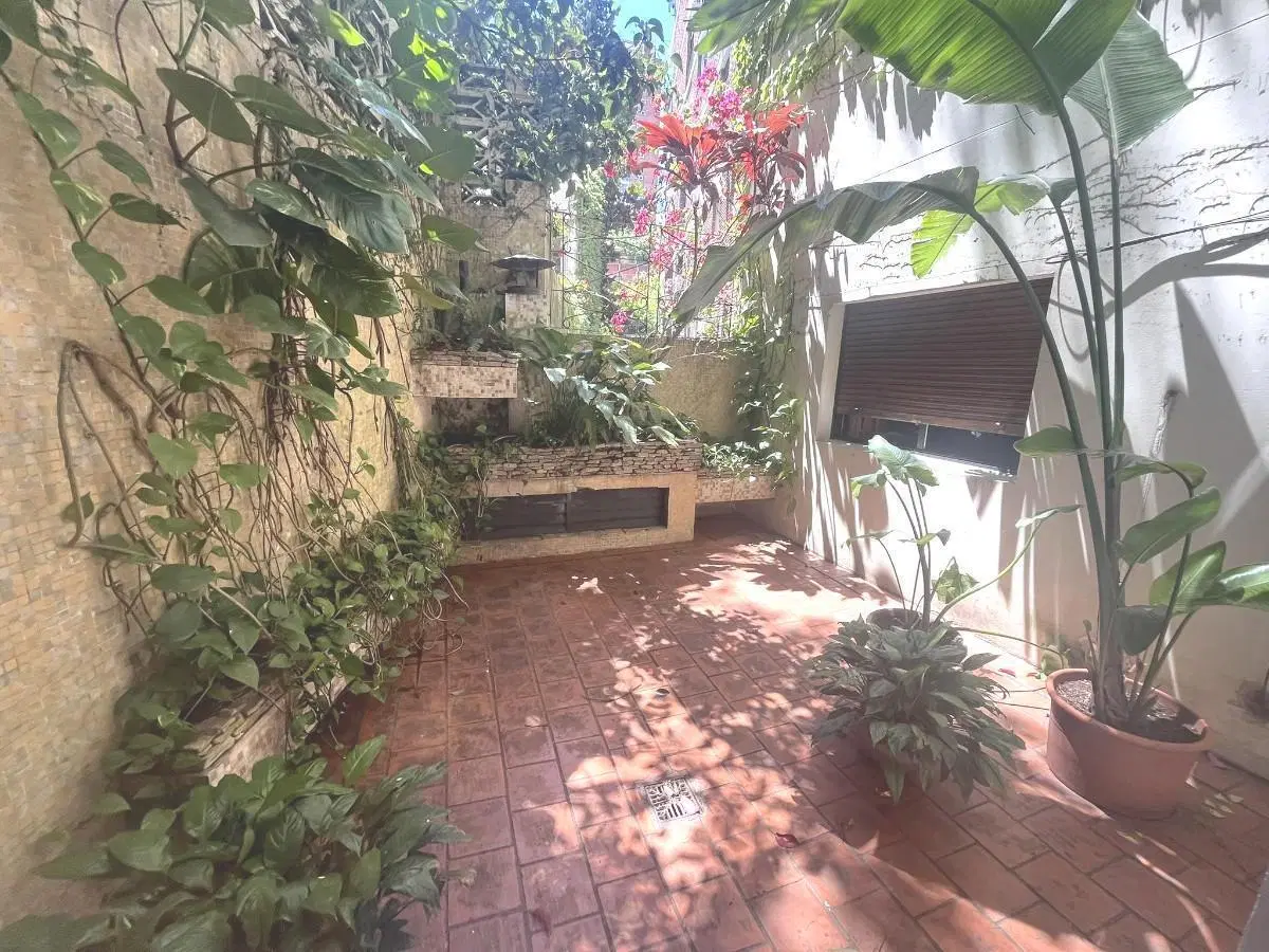 Departamento en venta en Palermo con balcon, patios y cochera 2