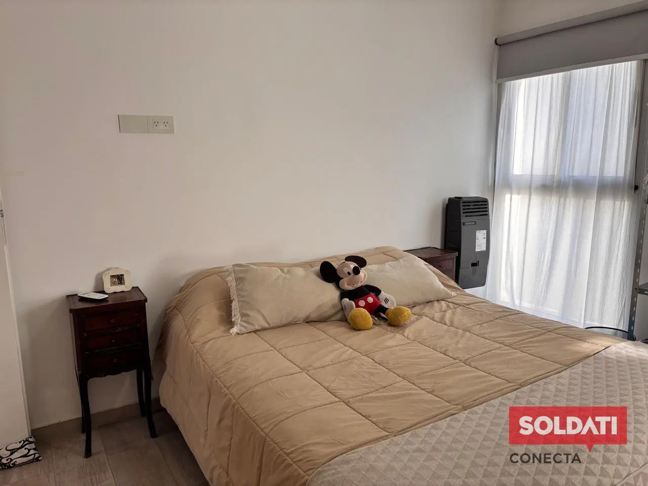 Venta casa Bella Vista, barrio con portón 8