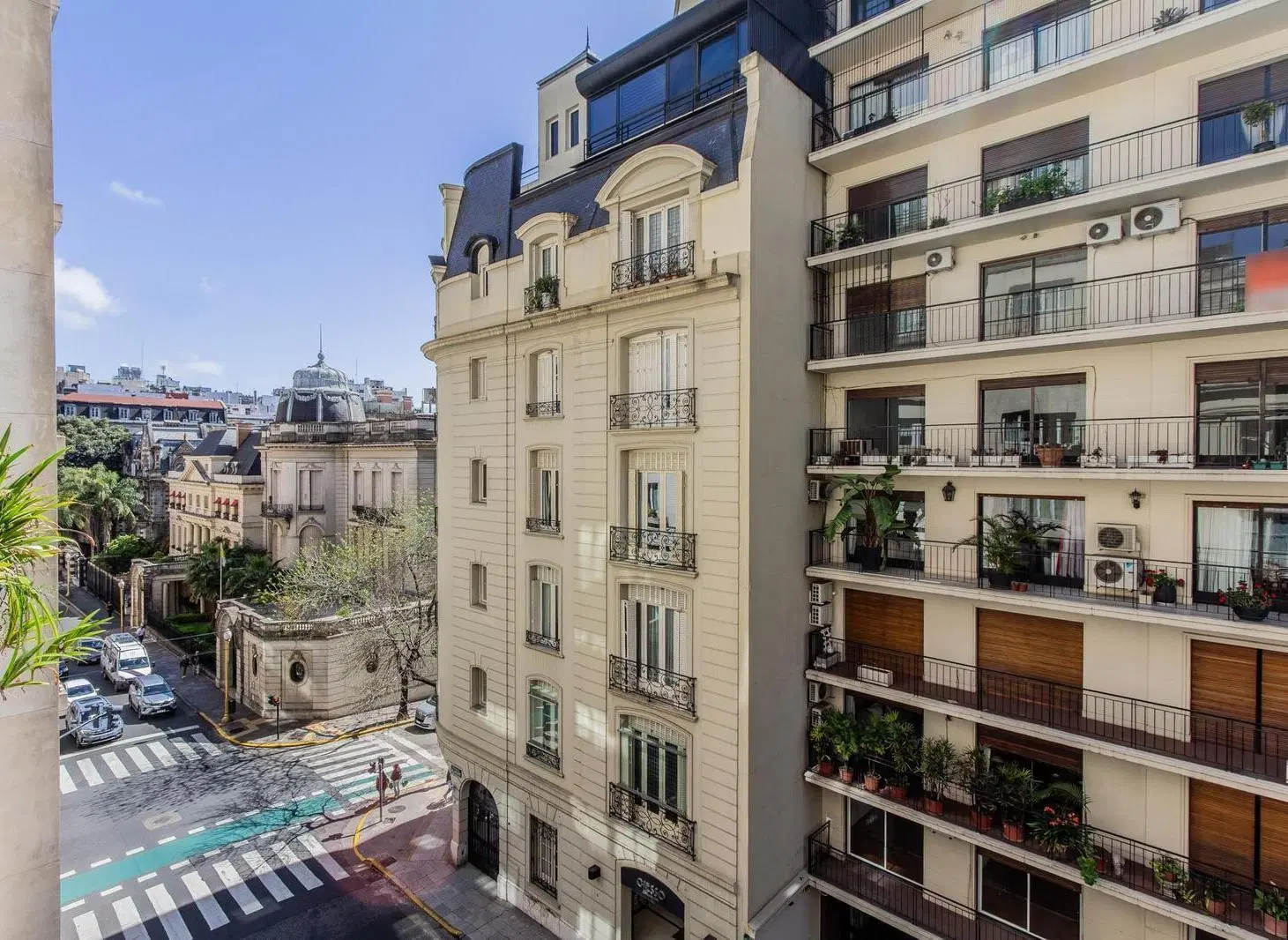 Departamento estilo francés en Avenida Alvear. Recoleta. 5 Dormitorios. 5