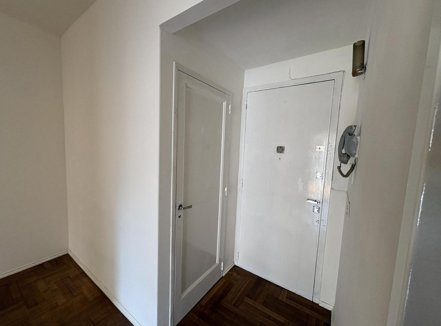 Foto de Venta Departamento 2 Ambientes con Balcon Balvanera - Ideal Estudiantes, imagen 3