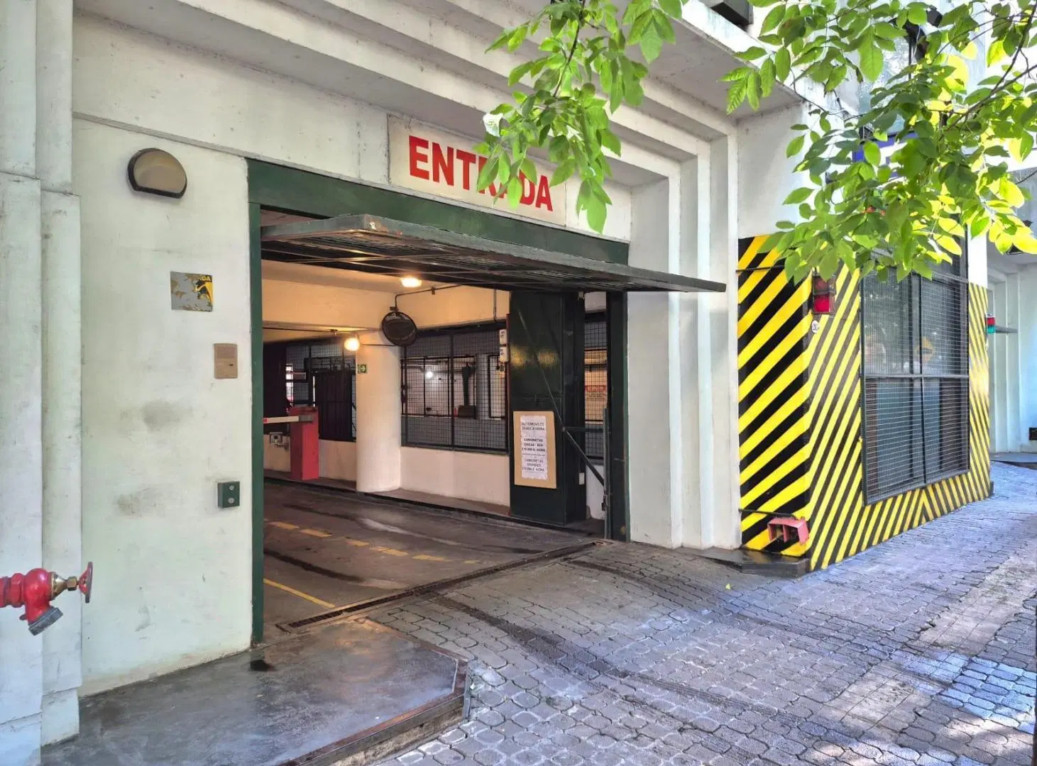 Cochera Garage Palermo Chico Ortiz de Ocampo entre Cabello y Cerviño 1