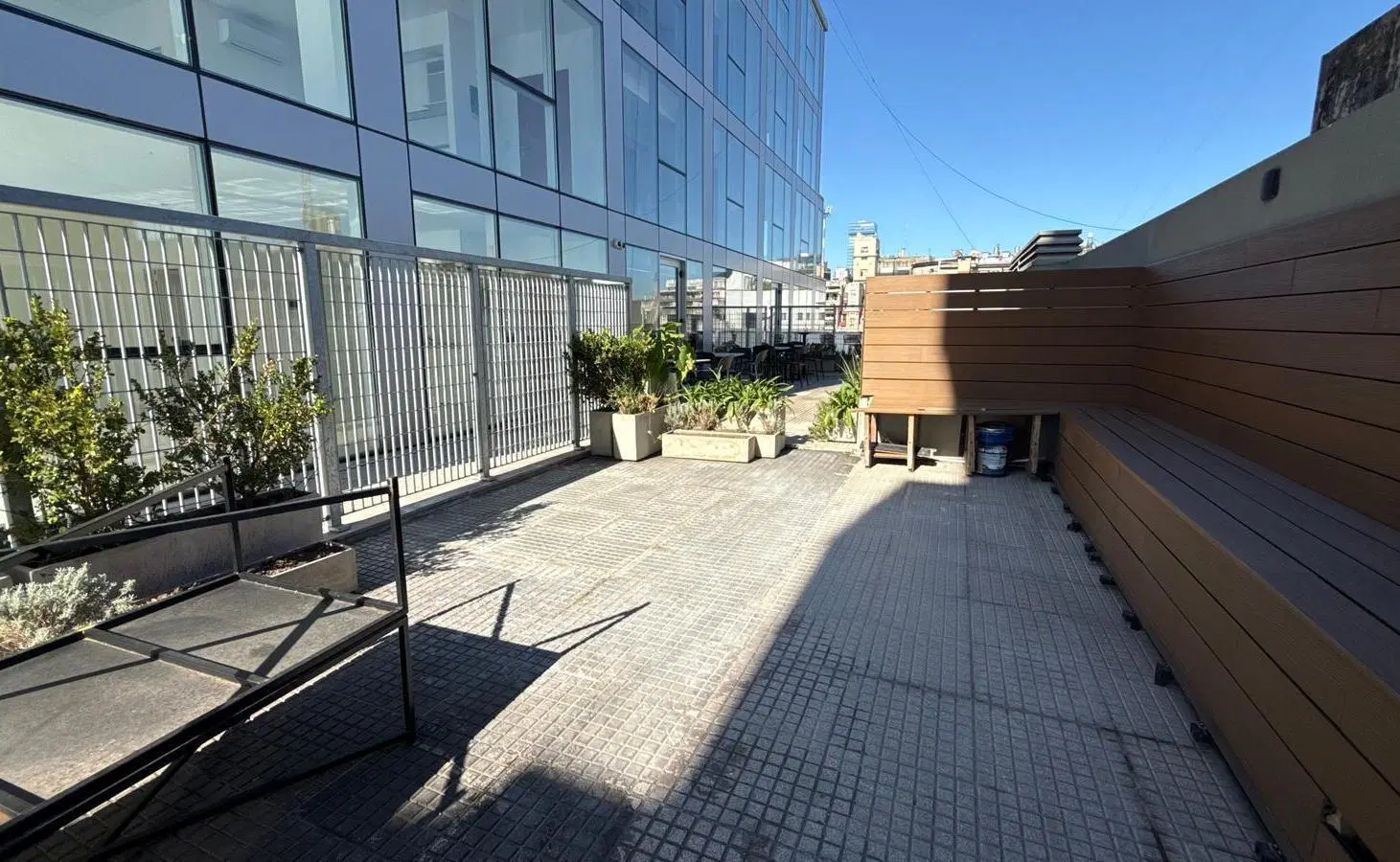 Departamento de un ambiente amplio divisible hasta 3 ambientes con amenities- Retiro 8