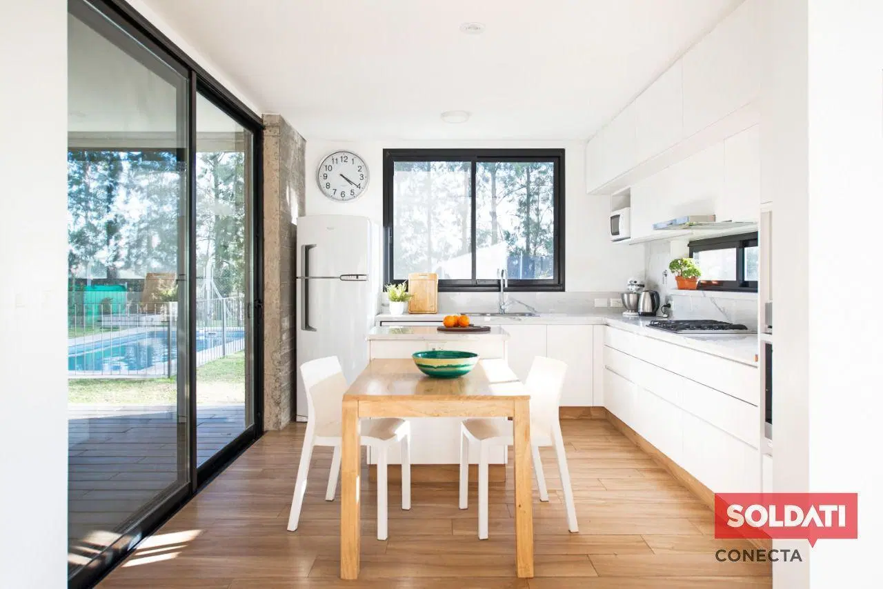 Casa a la venta barrio  cerrado Bella vista Chico-  S.C 8