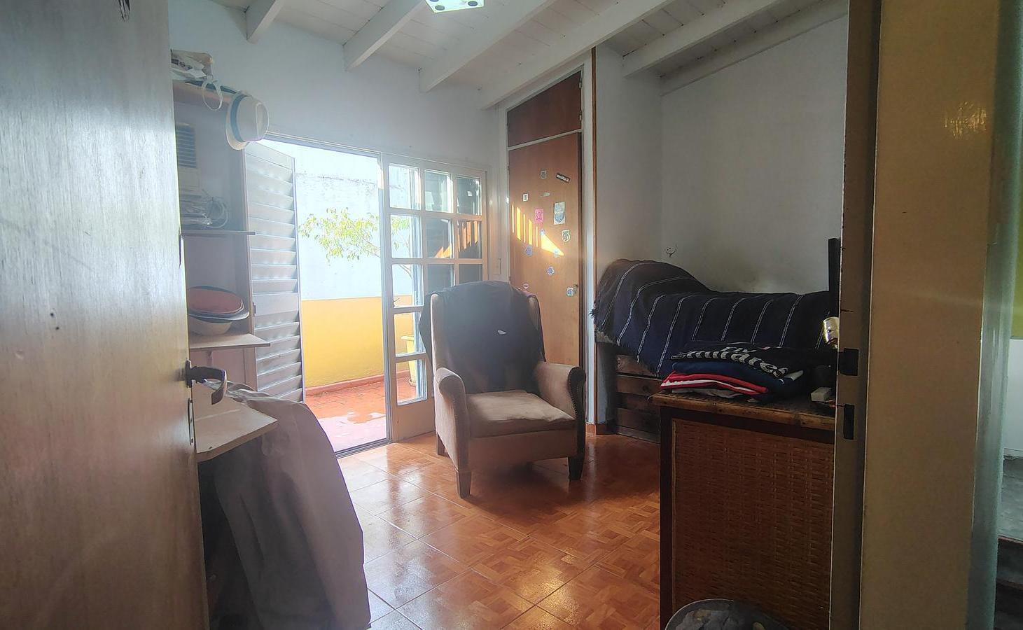 Foto de PH en Venta - Patio - Parrilla - 2 plantas - Silencioso - Chacarita, imagen 2
