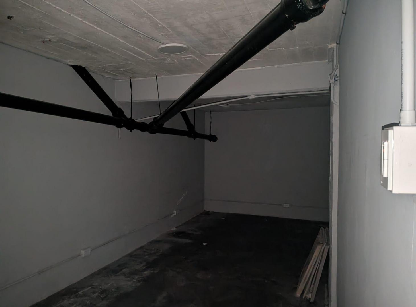 Foto de Local en Venta y Alquiler - con PB y sótano - Belgrano R, imagen 2