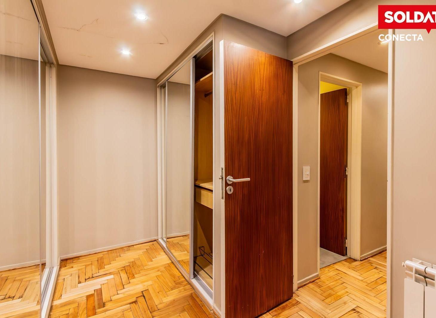 Foto de Departamento de 4 Ambientes con Patio y Parrilla en Venta - Recoleta, imagen 2