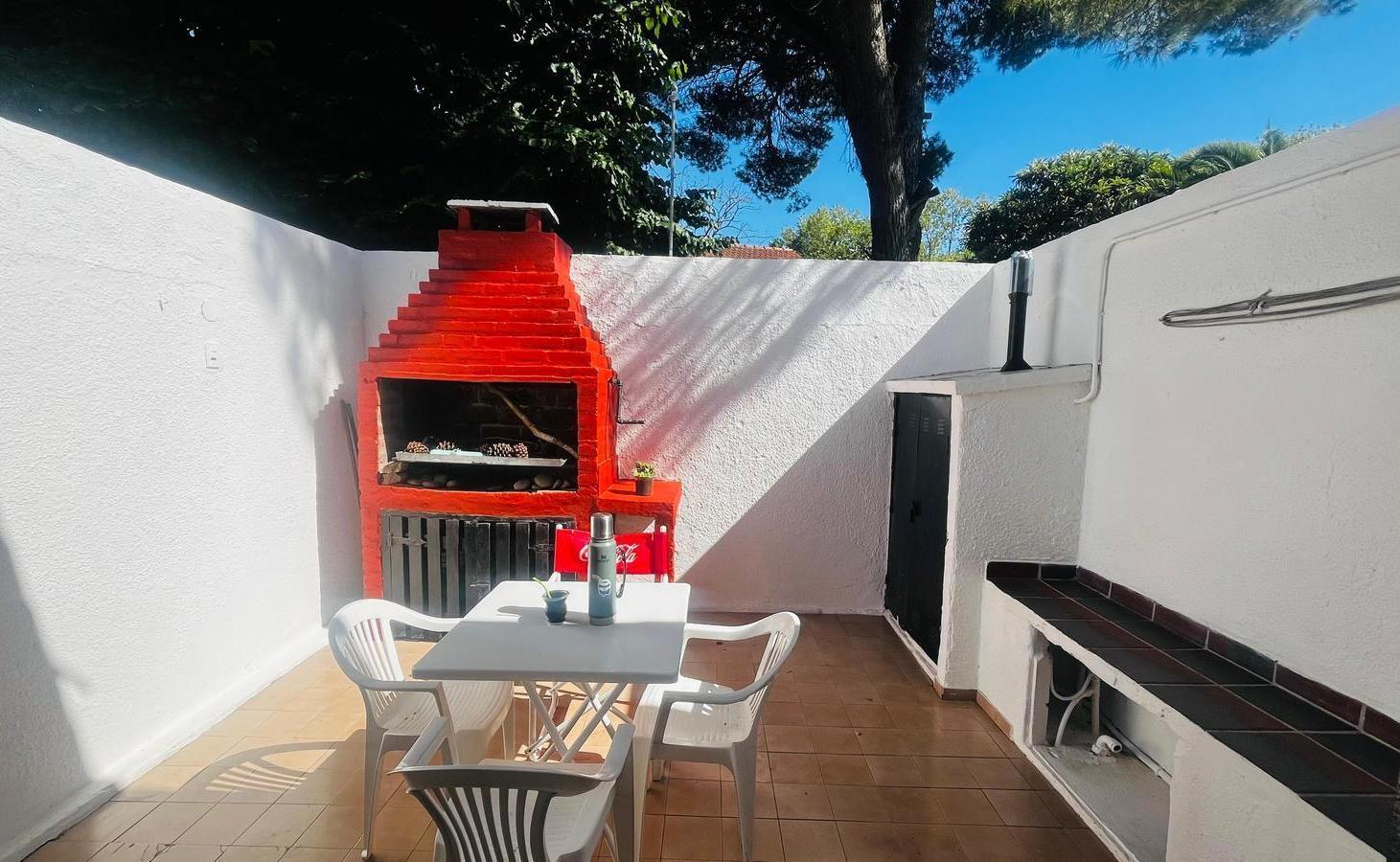 Foto de Casa en Villa Gesell Venta o Permuta, imagen 2