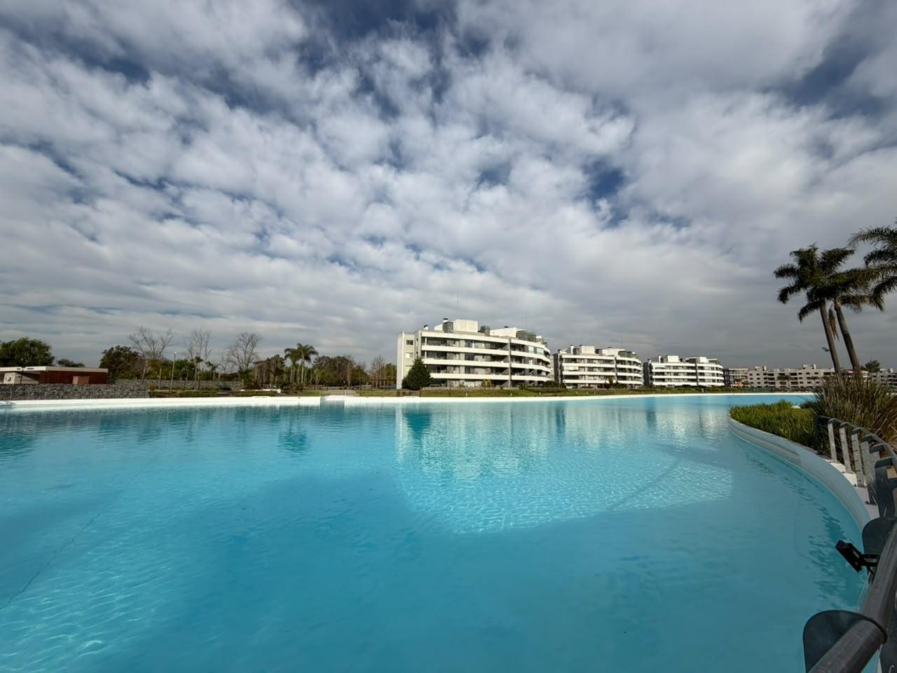 Foto de Hermoso Departamento 4 ambientes con patio, parrilla, full amenities en, imagen 1